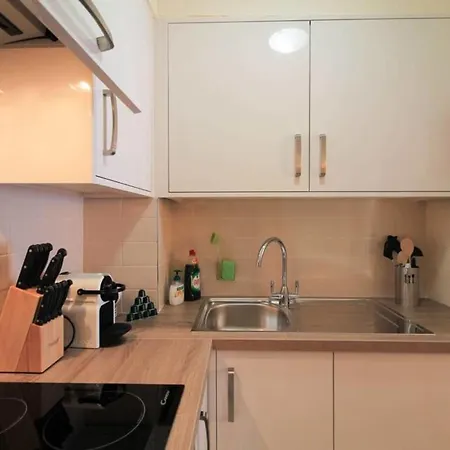 Beautiful City Centre Sleeps 4 *