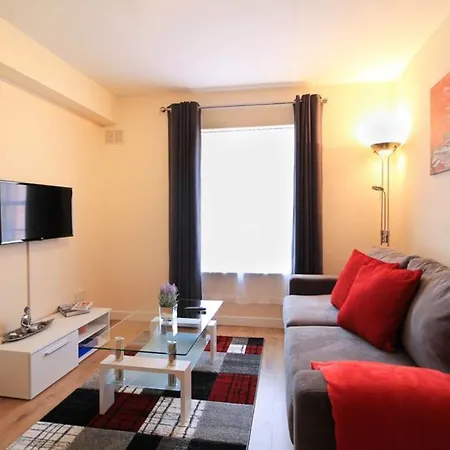 Apartment Beautiful City Centre Sleeps 4